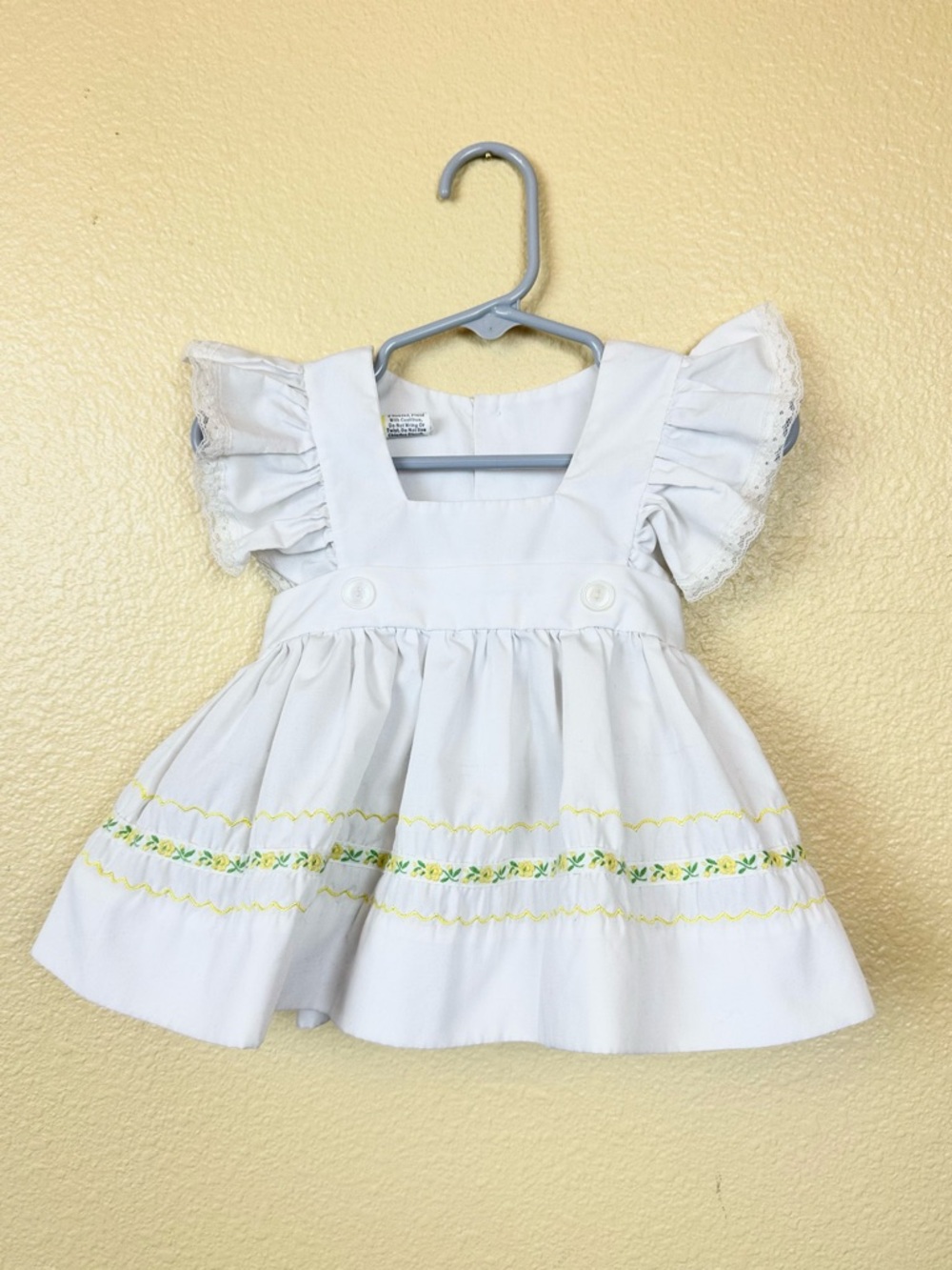 Vintage Baby Pinafore Dress White 12m Yellow & Green Embroidery Flutter Sleeve
